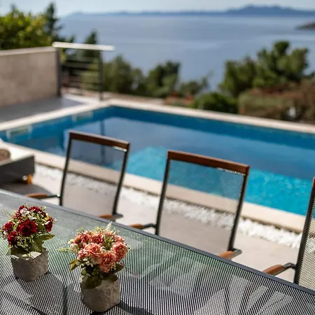 Josip Prázdninový dům *